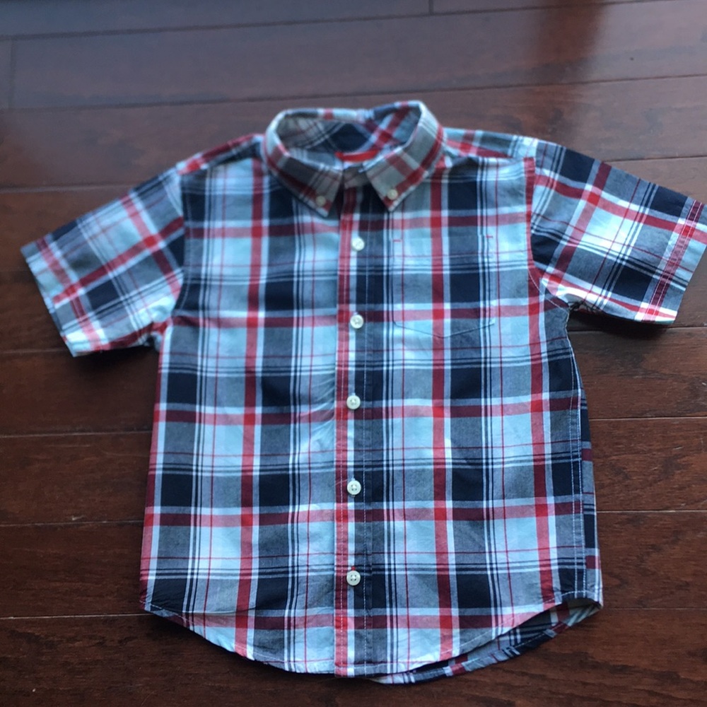 Little boys Gymboree short sleeve button down